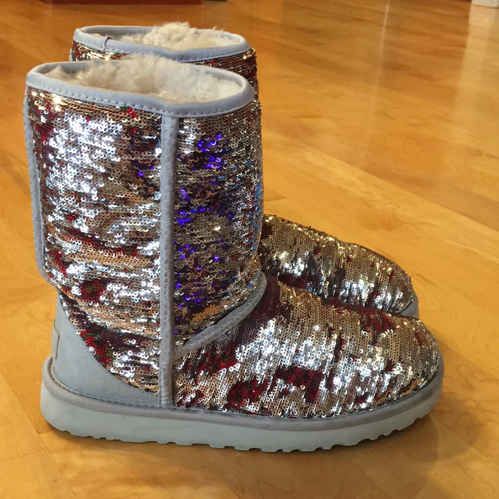UGG | Short Boots With Flip Sequins & Genuine Sheepskin Lining